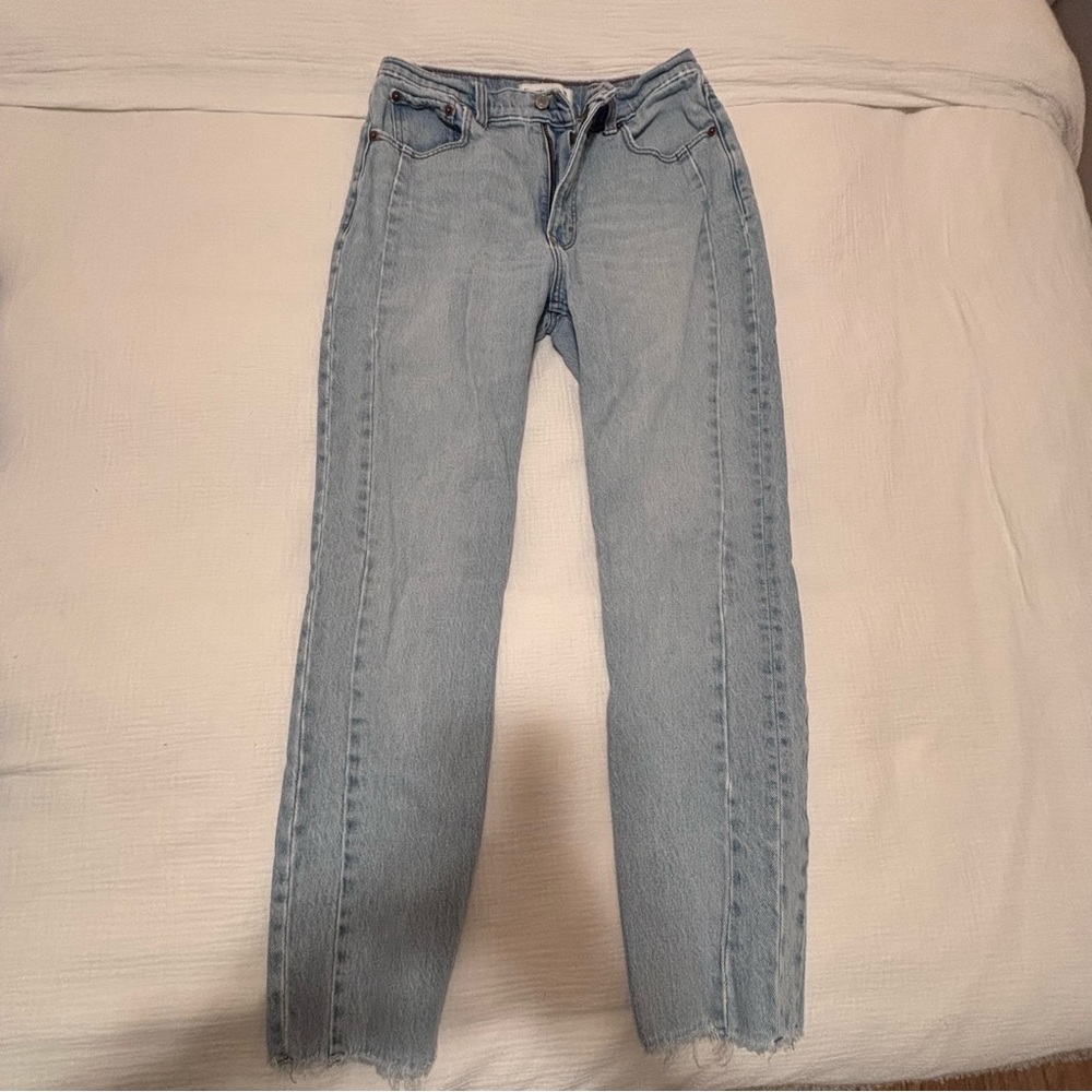 Abercrombie & Fitch Light Wash skinny Jeans
